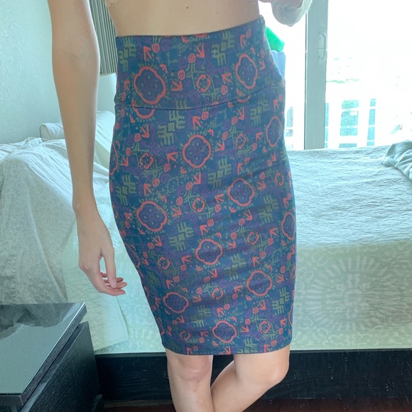 Cassie skirt - Picture 2 of 3